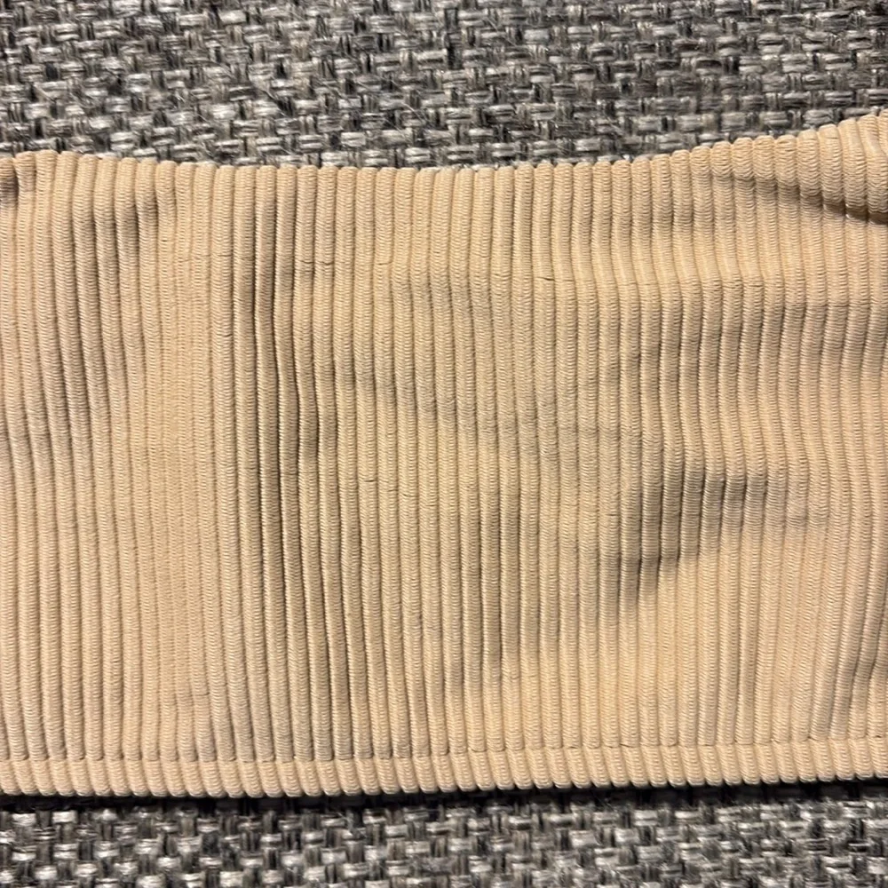 Frankies Bikinis Boots Bikini Top in Sand SZ XS NWT